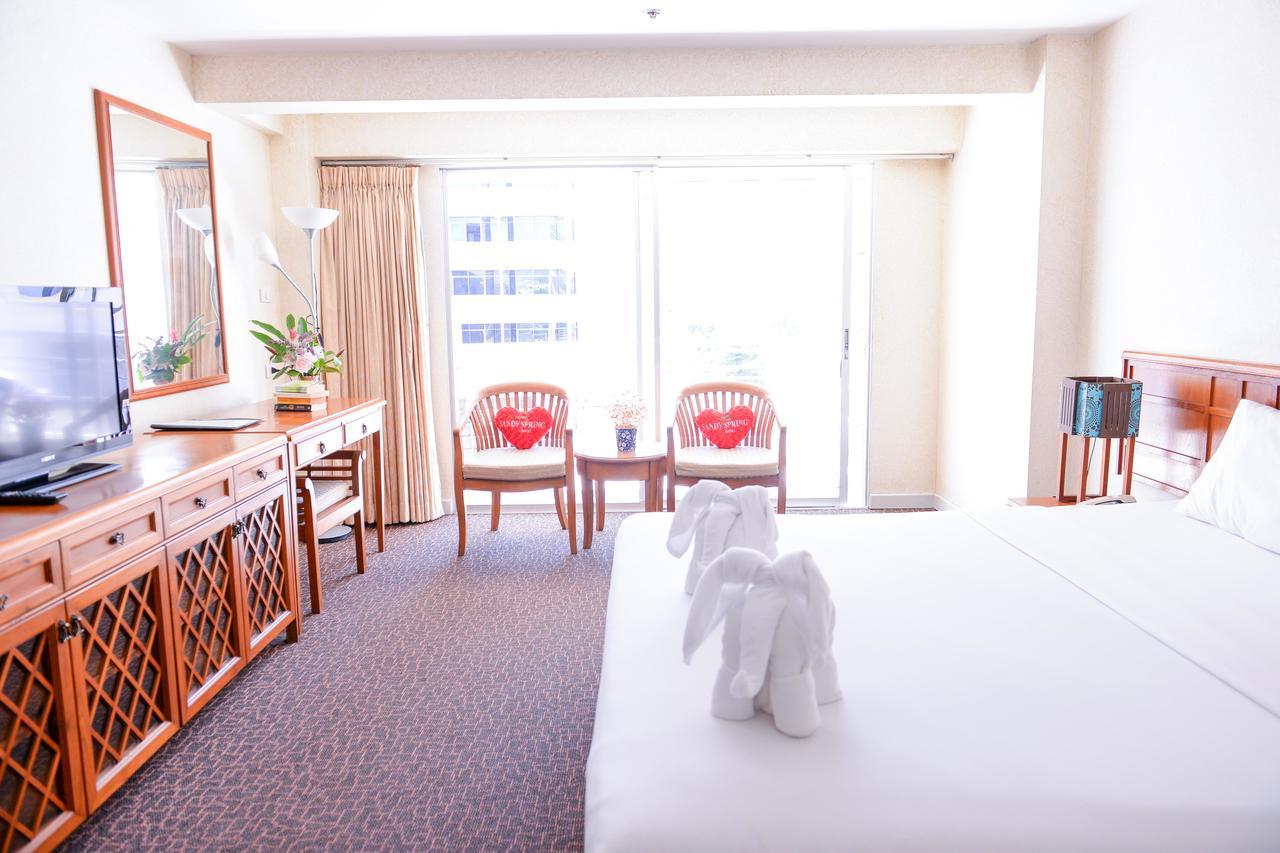 Sandy Spring Hotel Патая Екстериор снимка