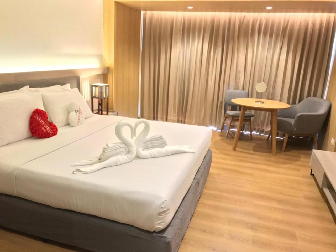 Sandy Spring Hotel Патая Екстериор снимка