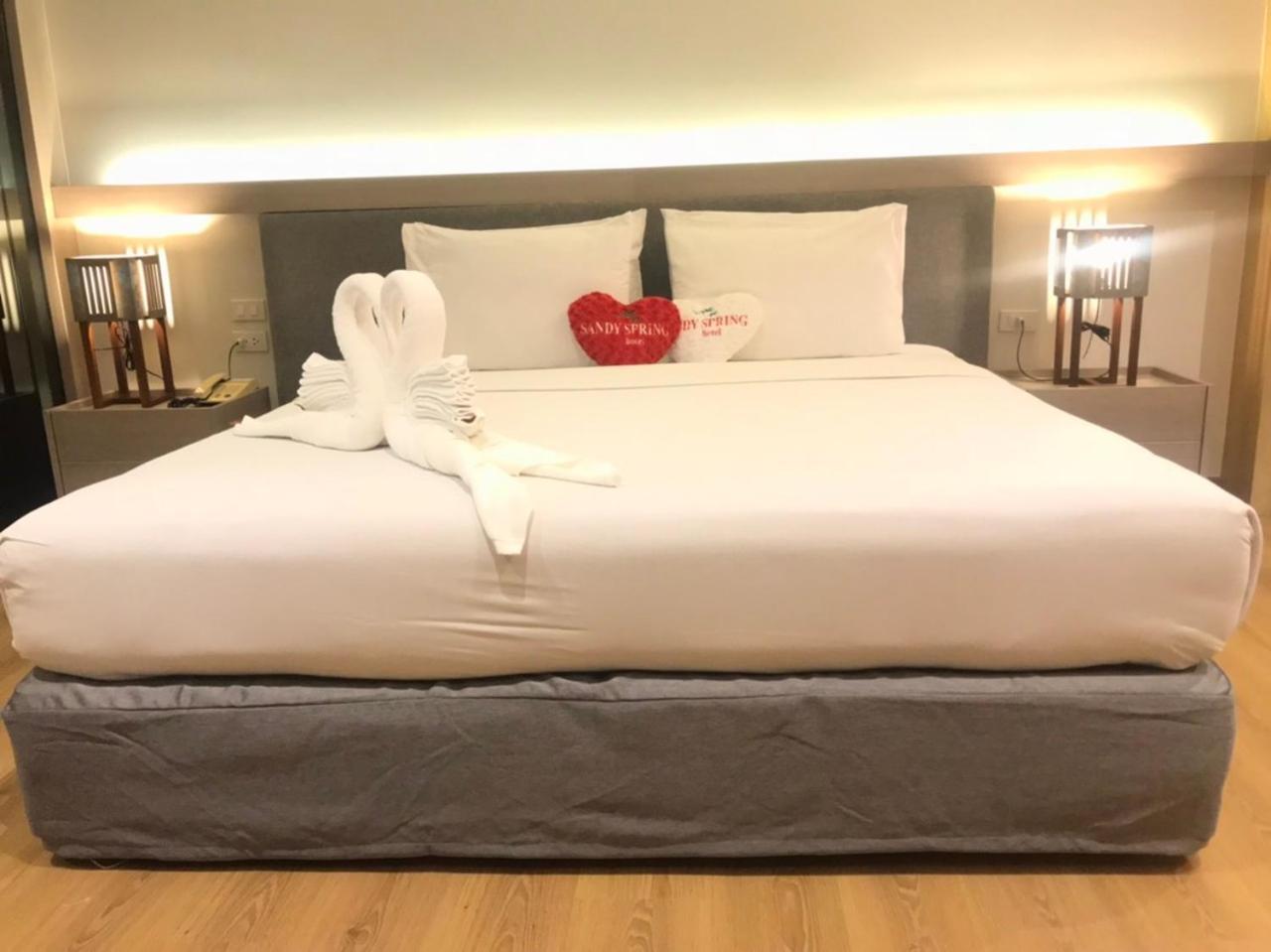 Sandy Spring Hotel Патая Екстериор снимка