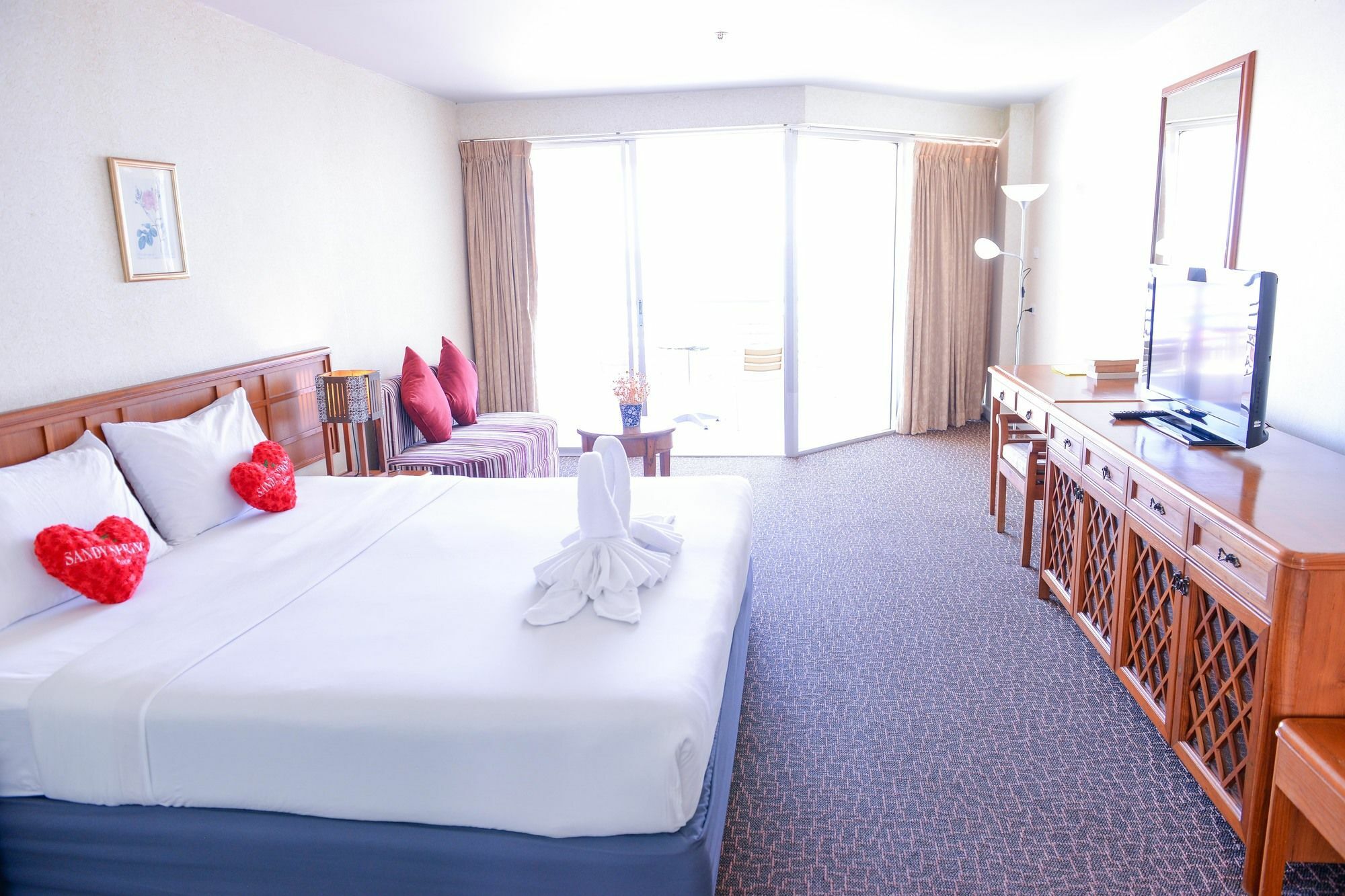 Sandy Spring Hotel Патая Екстериор снимка